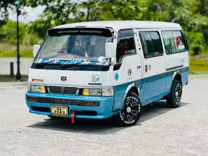 Nissan Caravan 1990 Van (Used)