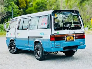 Nissan Caravan 1990 Van (Used)