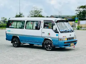 Nissan Caravan 1990 Van (Used)
