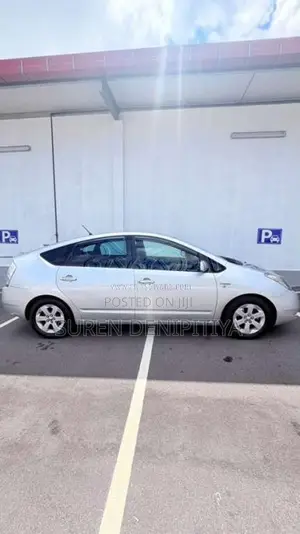 Toyota Prius 2008 Car (Used)