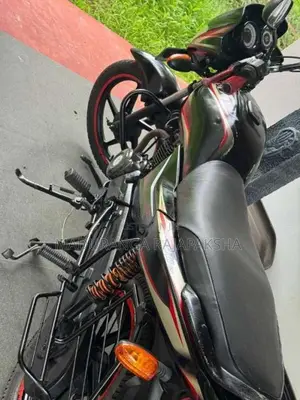 Bajaj Platina 2015 Motorbike (Used)