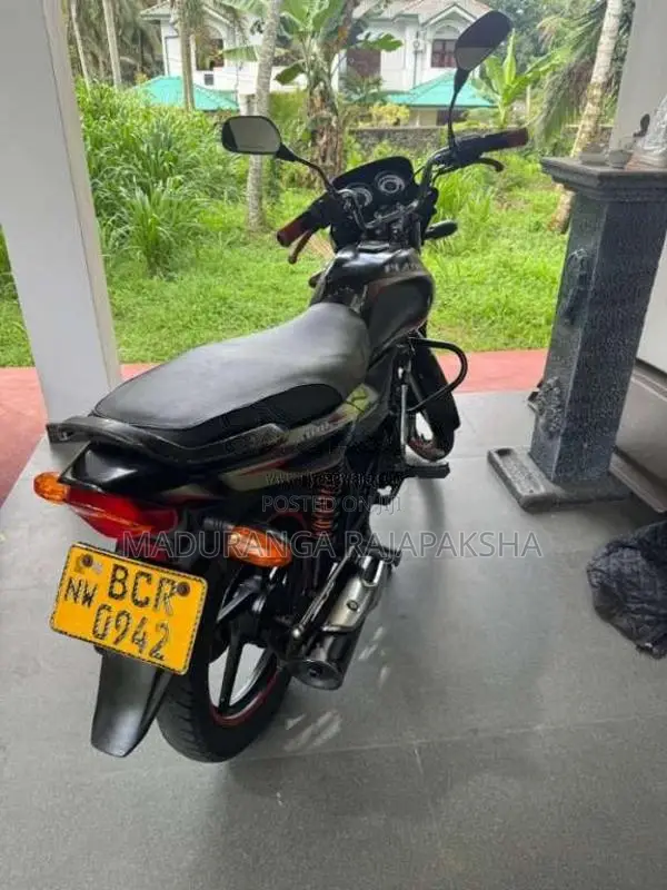 Bajaj Platina 2015 Motorbike (Used)