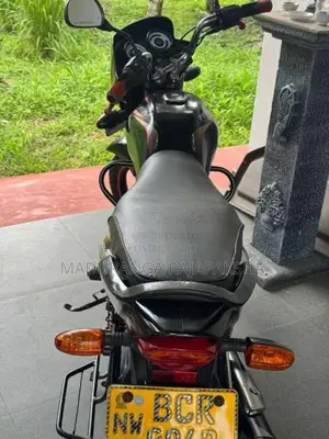 Bajaj Platina 2015 Motorbike (Used)