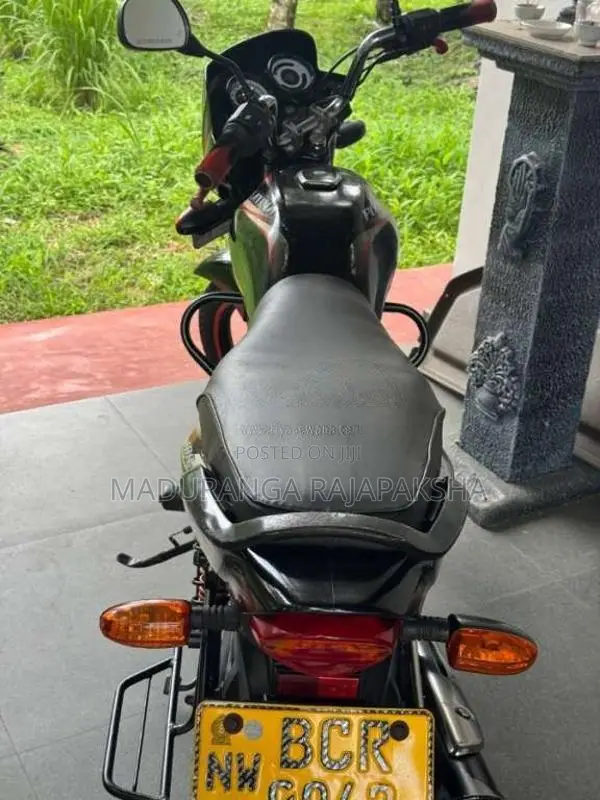 Bajaj Platina 2015 Motorbike (Used)