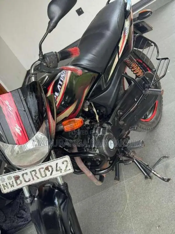 Bajaj Platina 2015 Motorbike (Used)