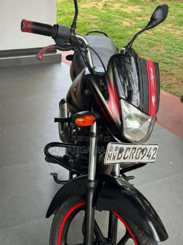 Bajaj Platina 2015 Motorbike (Used)