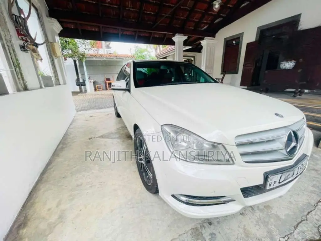Mercedes-Benz C220 2012 Car (Used)
