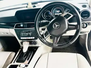 Mercedes-Benz C220 2012 Car (Used)