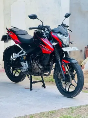 Bajaj Ns 2016 Motorbike (Used)