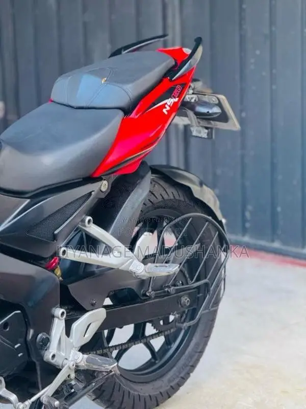 Bajaj Ns 2016 Motorbike (Used)