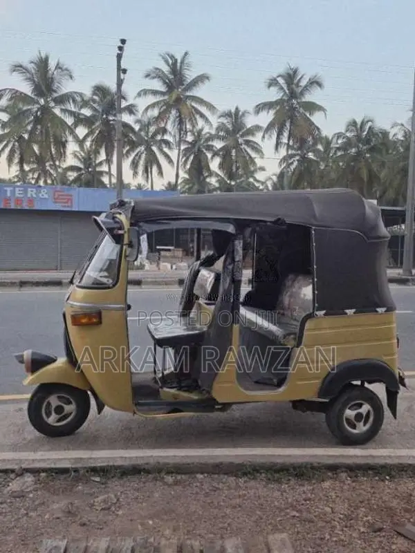 Bajaj 2 Stroke 2003 Three Wheel (Used)