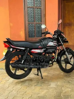 Hero Deluxe 2016 Motorbike (Used)