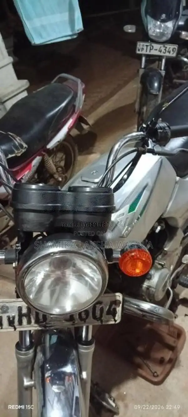 Bajaj Boxer CT 2003 Motorbike (Used)