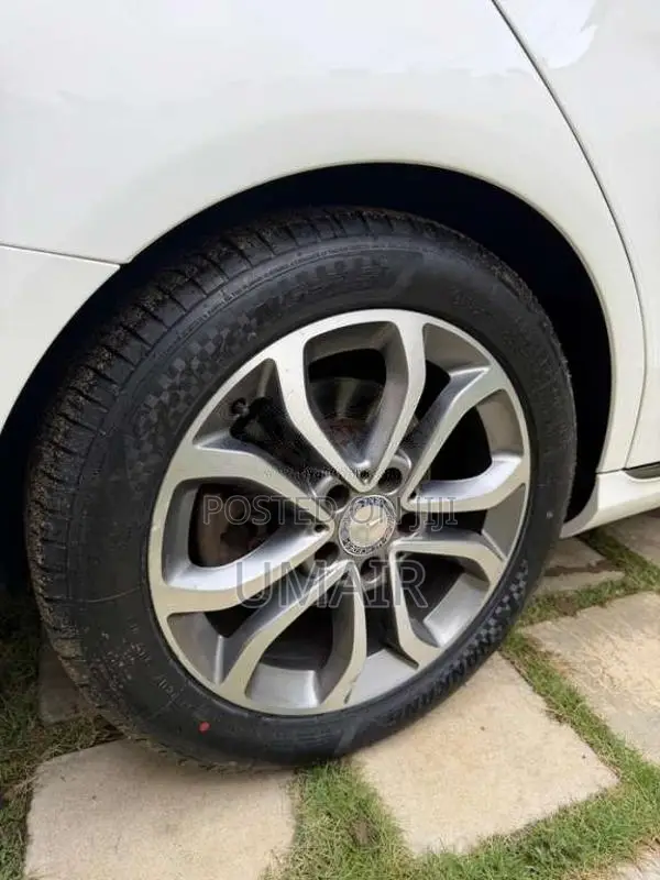 Mercedes-Benz C180 2016 Car (Used)
