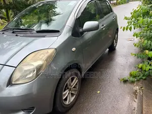 Toyota Vitz 2007 Car (Used)
