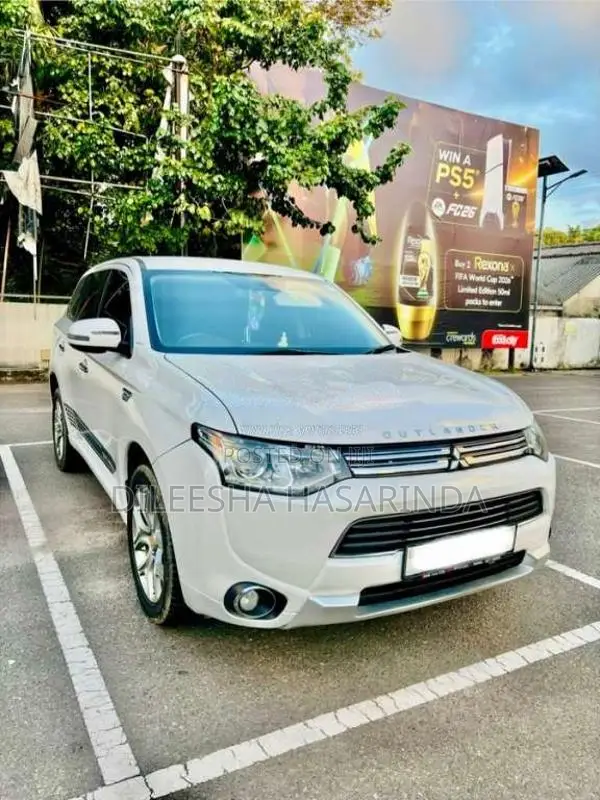 Mitsubishi Outlander 2015 SUV (Used)