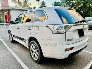 Mitsubishi Outlander 2015 SUV (Used)