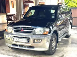 Mitsubishi Montero 2001 SUV (Used)