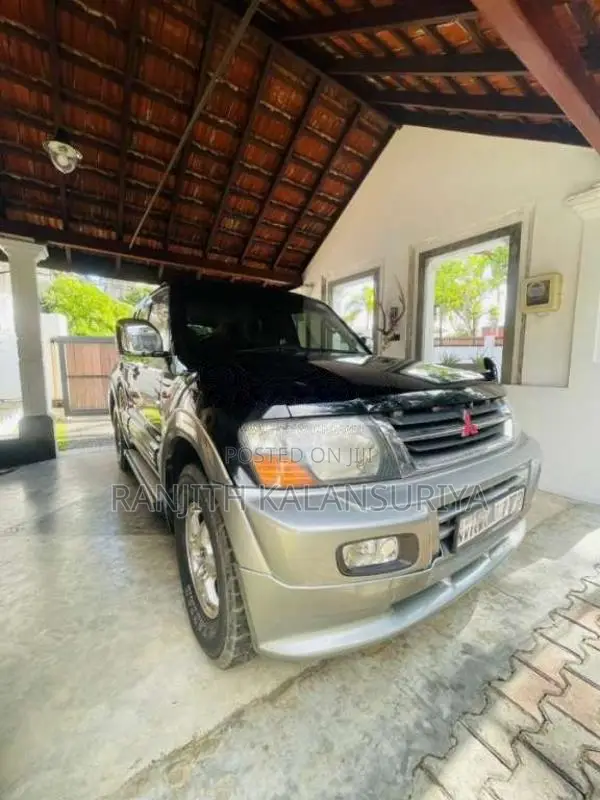 Mitsubishi Montero 2001 SUV (Used)