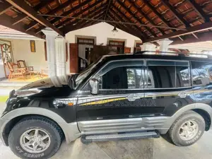 Mitsubishi Montero 2001 SUV (Used)