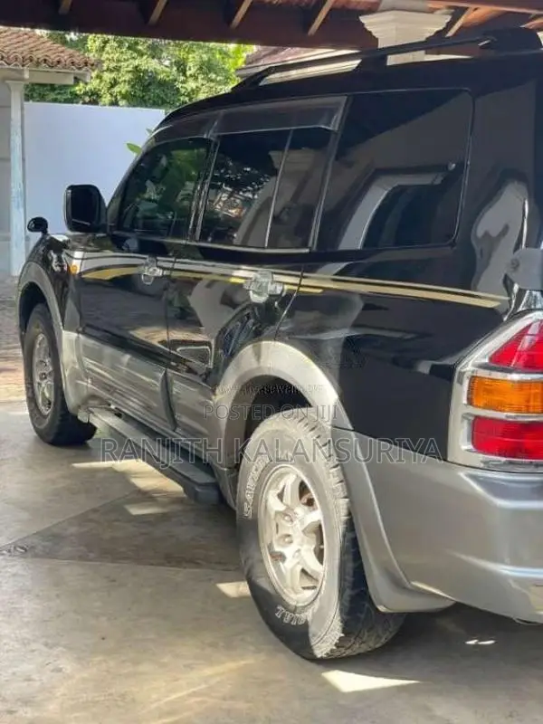Mitsubishi Montero 2001 SUV (Used)