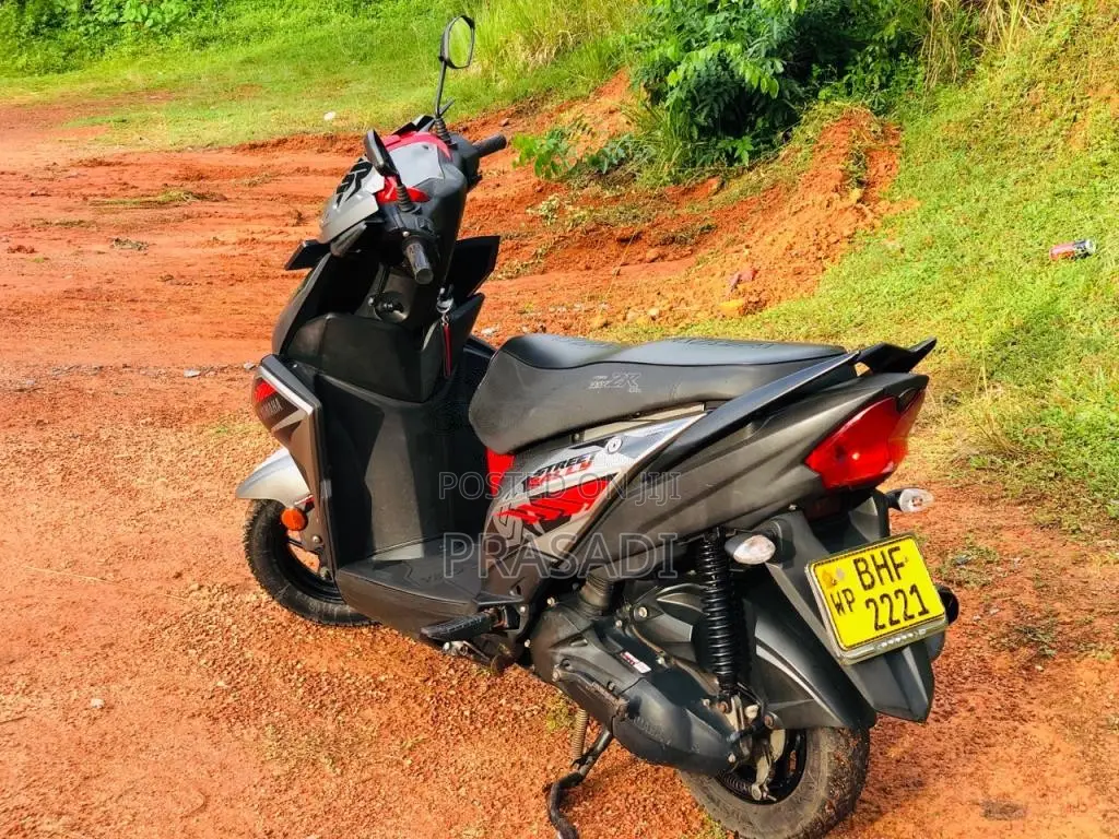 Yamaha ZR 2018 Motorbike (Used)