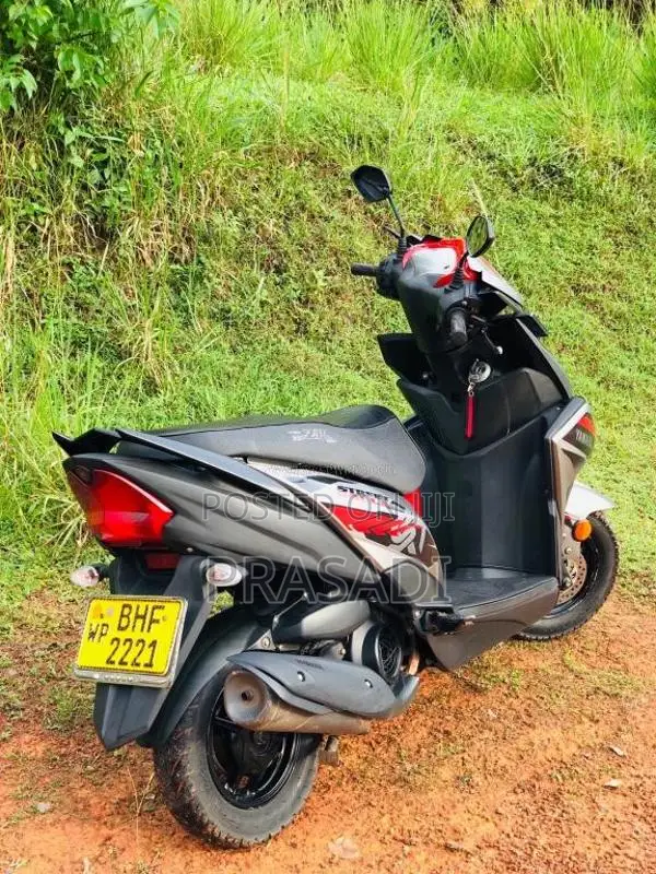 Yamaha ZR 2018 Motorbike (Used)