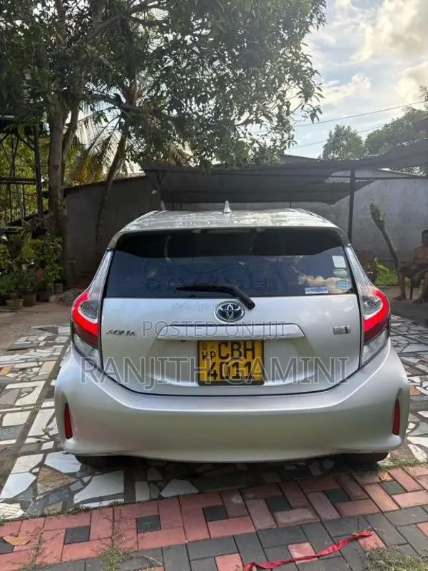 Toyota Aqua Eagle Eye 2017 Car (Used)