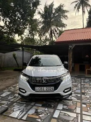 Honda Vezel Sensing 2019 SUV (Used)
