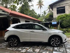 Honda Vezel Sensing 2019 SUV (Used)