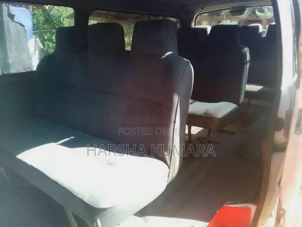 Toyota Lh30 1981 Van (Used)