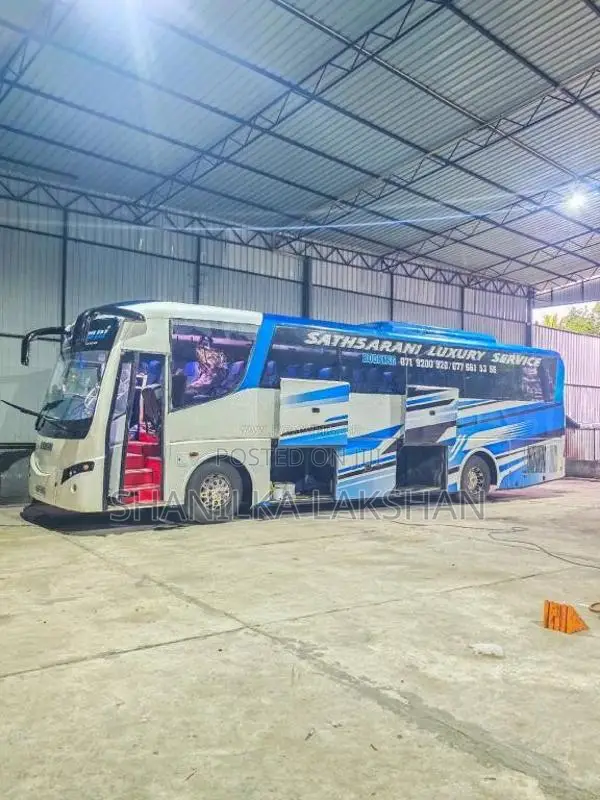 Isuzu Seat 49 2014 Bus (Used)
