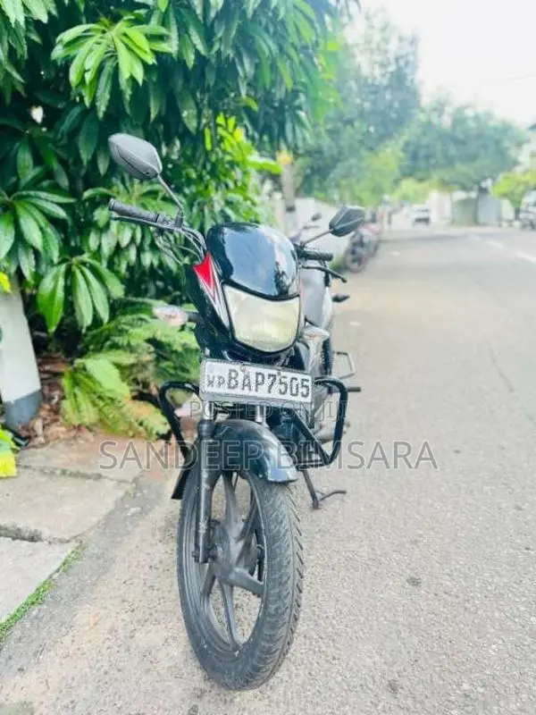 Honda Dream Yuga 2013 Motorbike (Used)