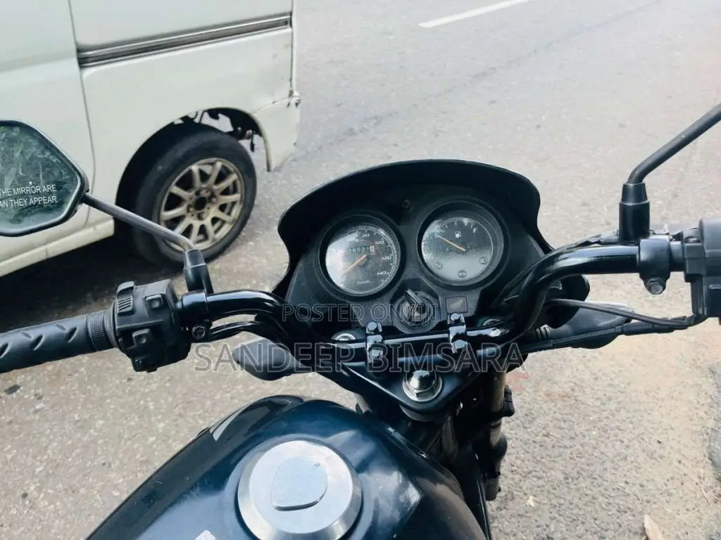 Honda Dream Yuga 2013 Motorbike (Used)