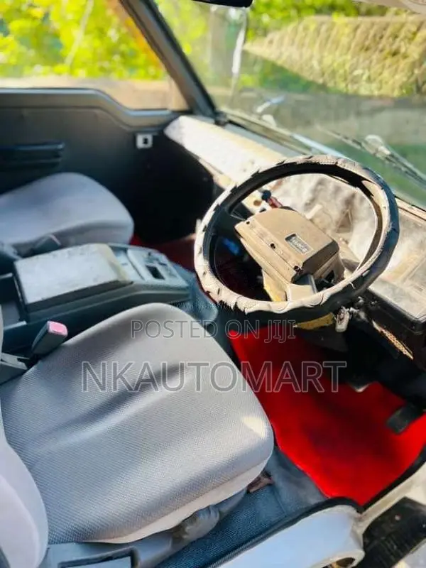 Toyota Shell 1989 Van (Used)