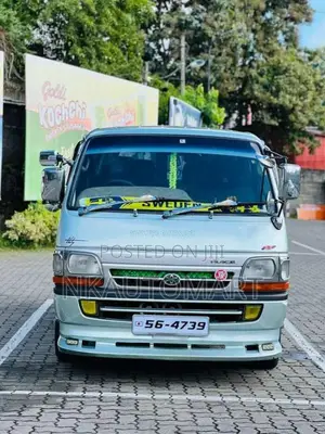 Toyota Dolphin 1989 Van (Used)