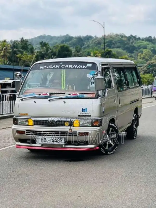 Nissan Caravan 1997 Van (Used)
