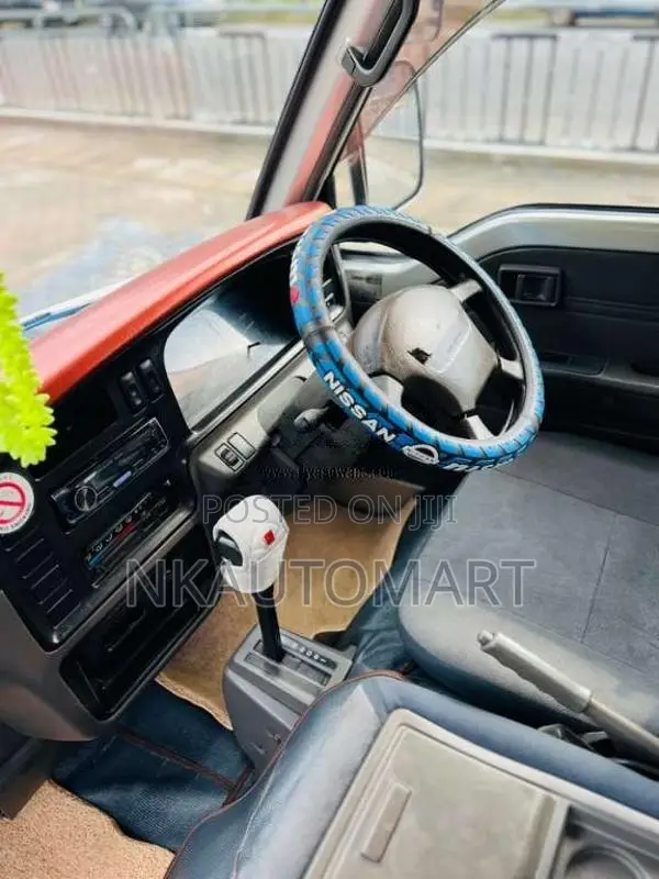 Nissan Caravan 1997 Van (Used)