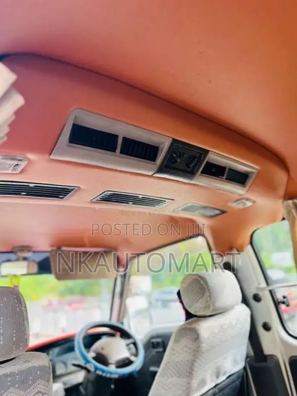 Nissan Caravan 1997 Van (Used)