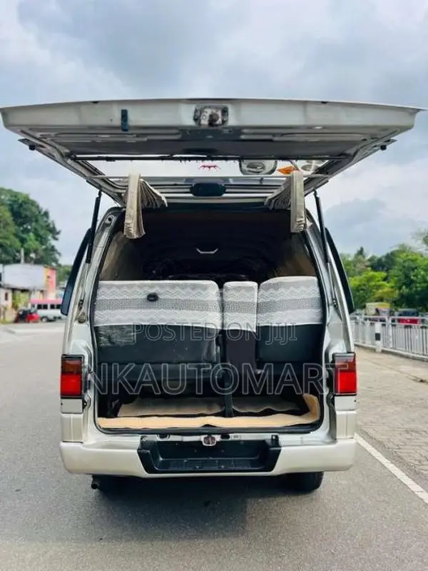 Nissan Caravan 1997 Van (Used)