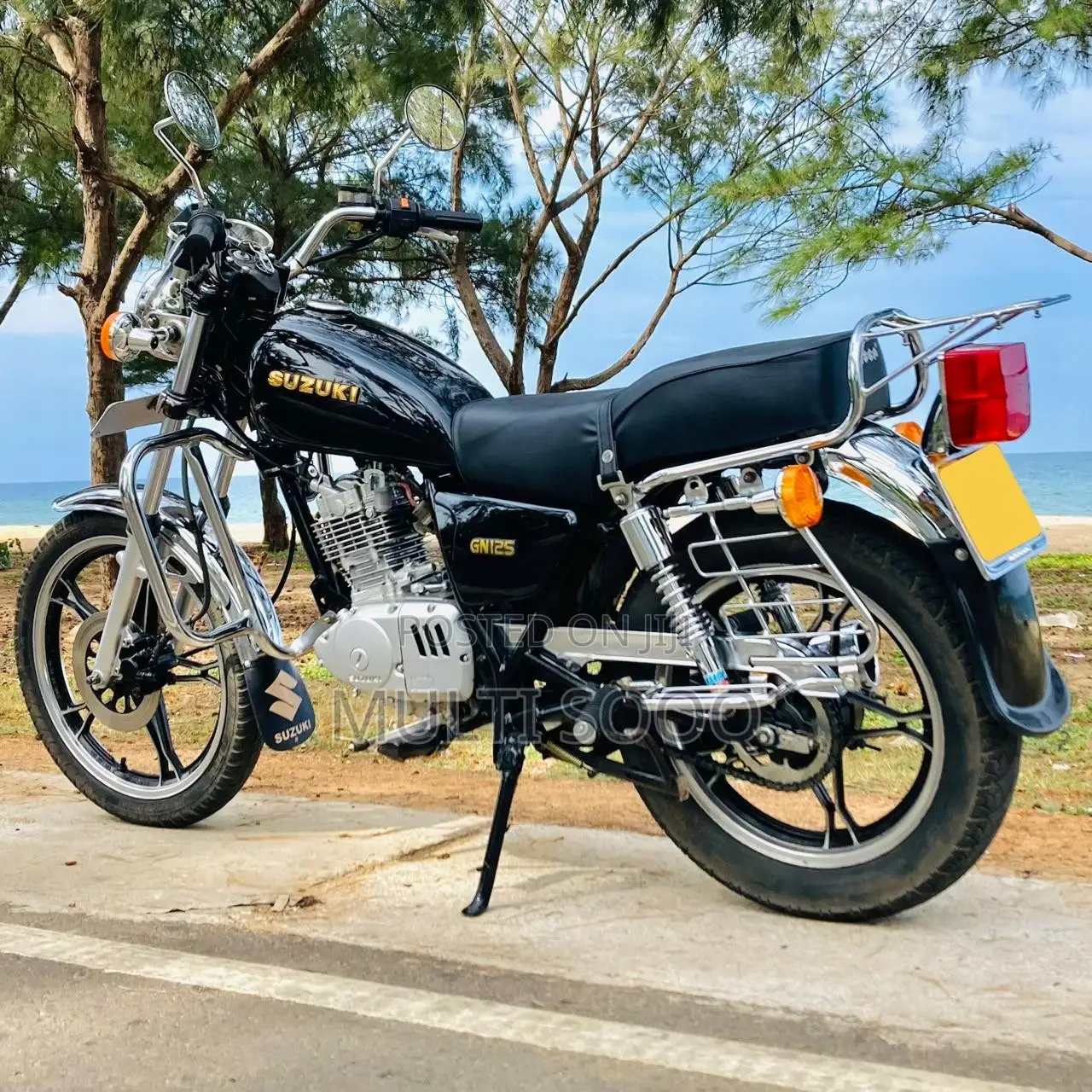 Suzuki GN 125-2 1999 Black