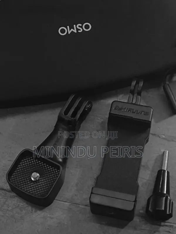 DJI Osmo Pocket 4 Creator Combo