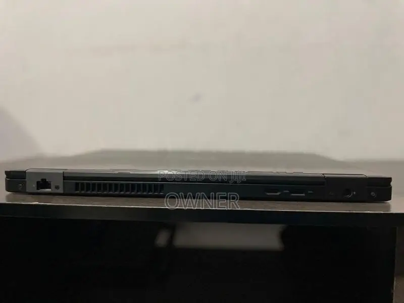 Dell Latitude 5580 Laptop