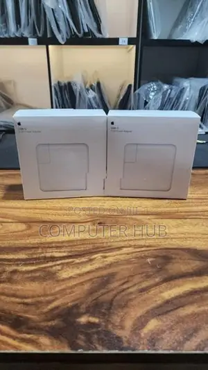 Apple 61W USB Type-C Power Adapter