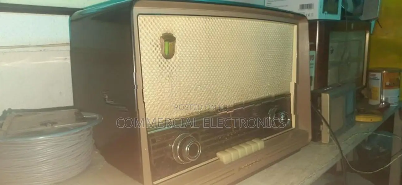 PHILIPS Radio with FM