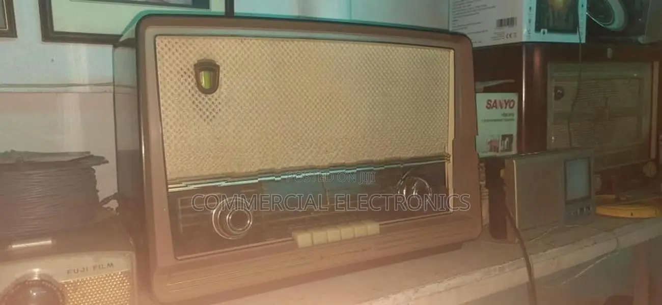 PHILIPS Radio with FM