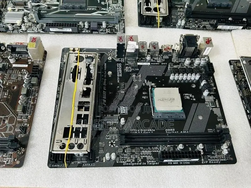 RYZEN A320 AMD MOTHERBOARD
