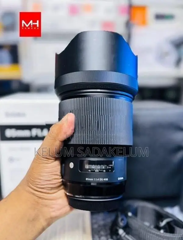 Sigma 85mm 1.4F ART Lens Full Set Box Pouch Canon Mount