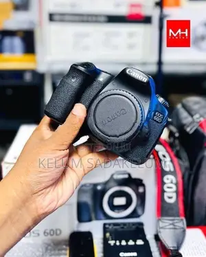 Canon Eos 60D DSLR Camera Full Set Box