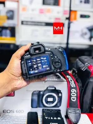 Canon Eos 60D DSLR Camera Full Set Box